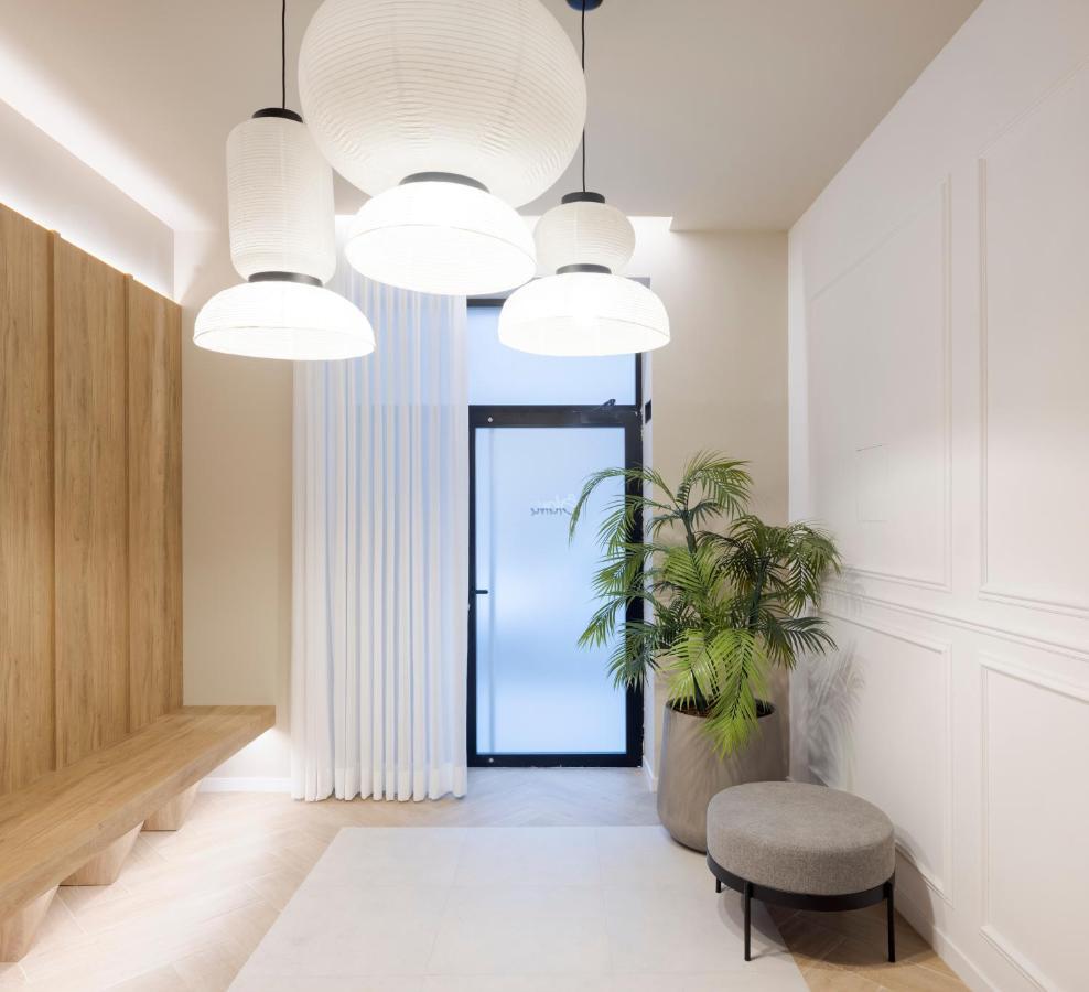 Blanq Ruzafa Hotel บาเลนเซีย ภายนอก รูปภาพ