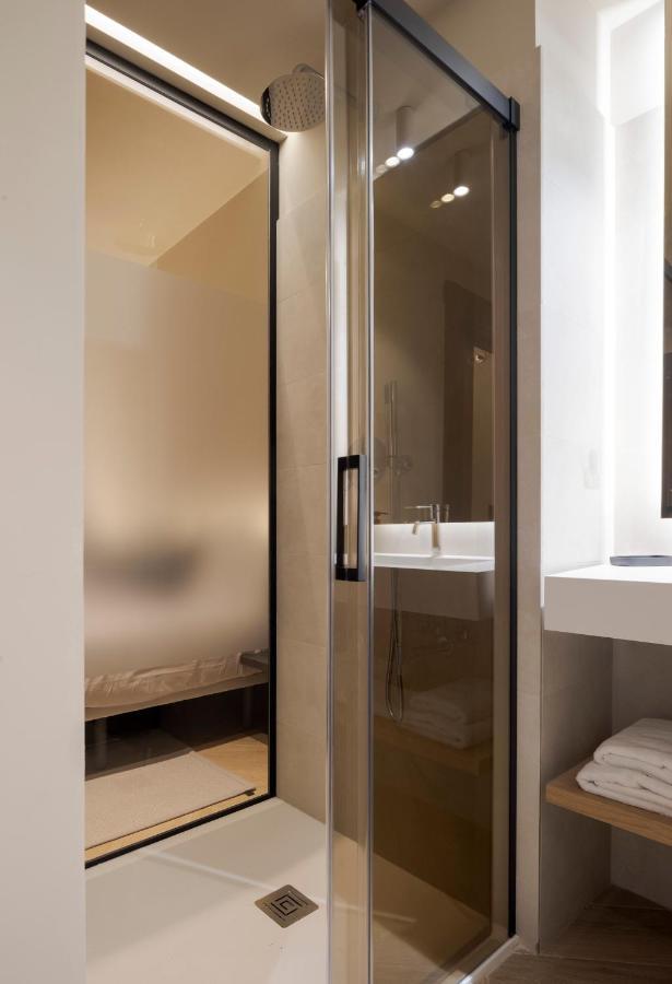Blanq Ruzafa Hotel บาเลนเซีย ภายนอก รูปภาพ