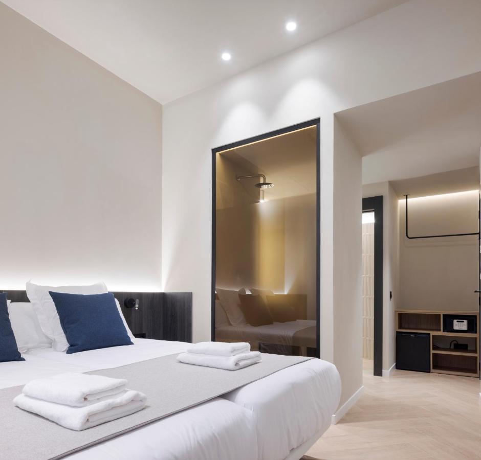 Blanq Ruzafa Hotel บาเลนเซีย ภายนอก รูปภาพ